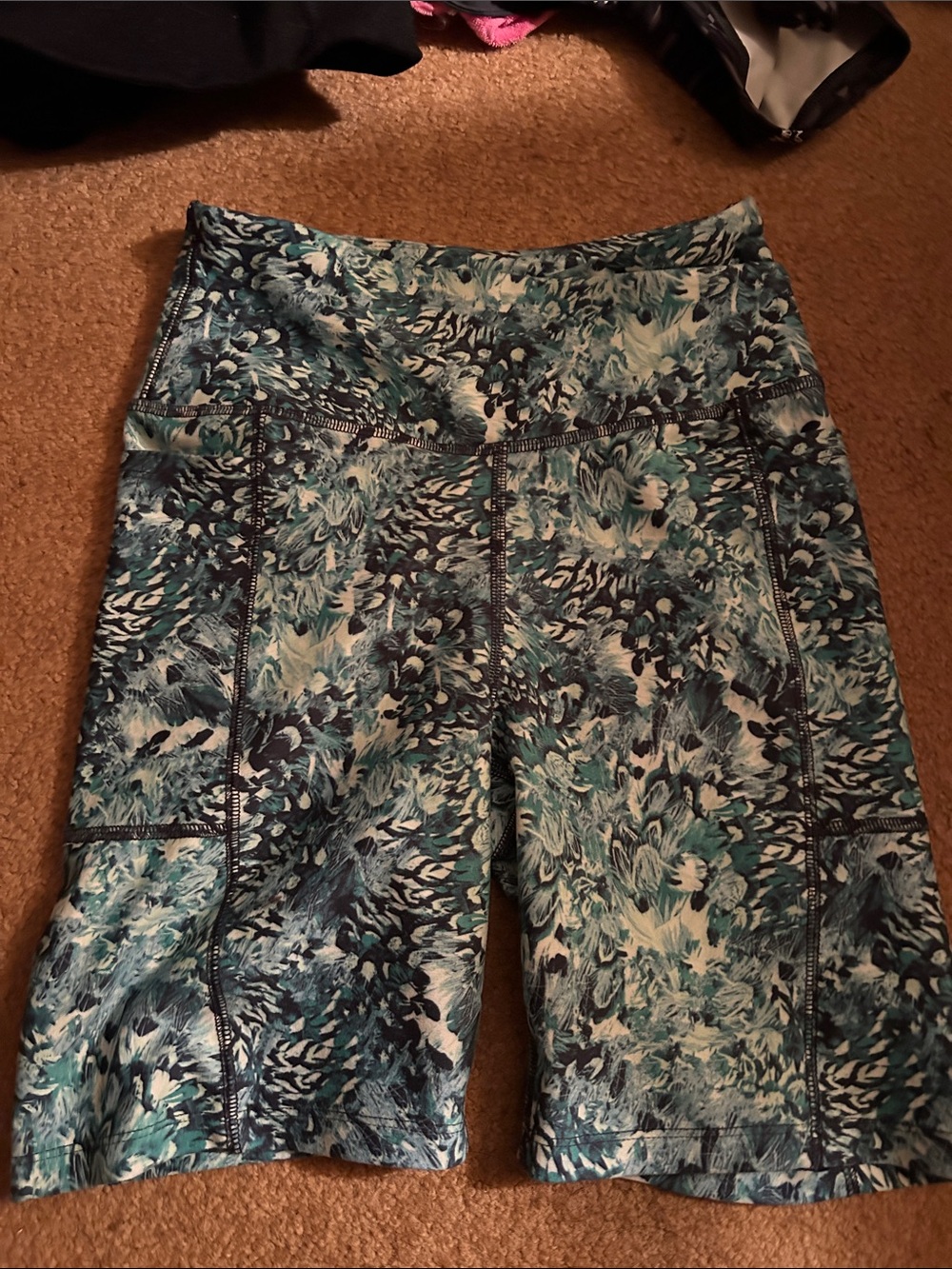 Blue Green Abstract Print Athletic Shorts